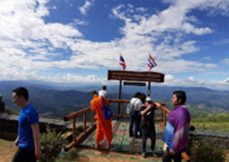 Day Trip On Top : ผจญภัยบนดอย  และวัฒนธรรม เชียงราย